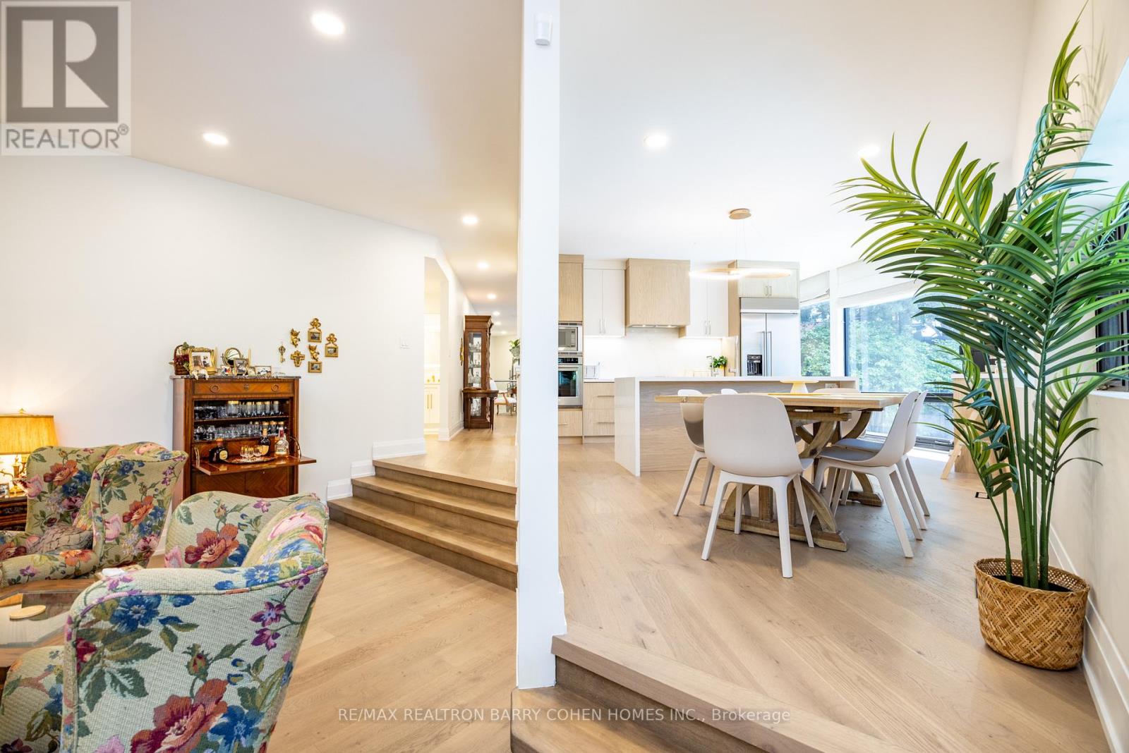 10 Penwood Crescent, Toronto, Ontario  M3B 2B9 - Photo 19 - C12476935
