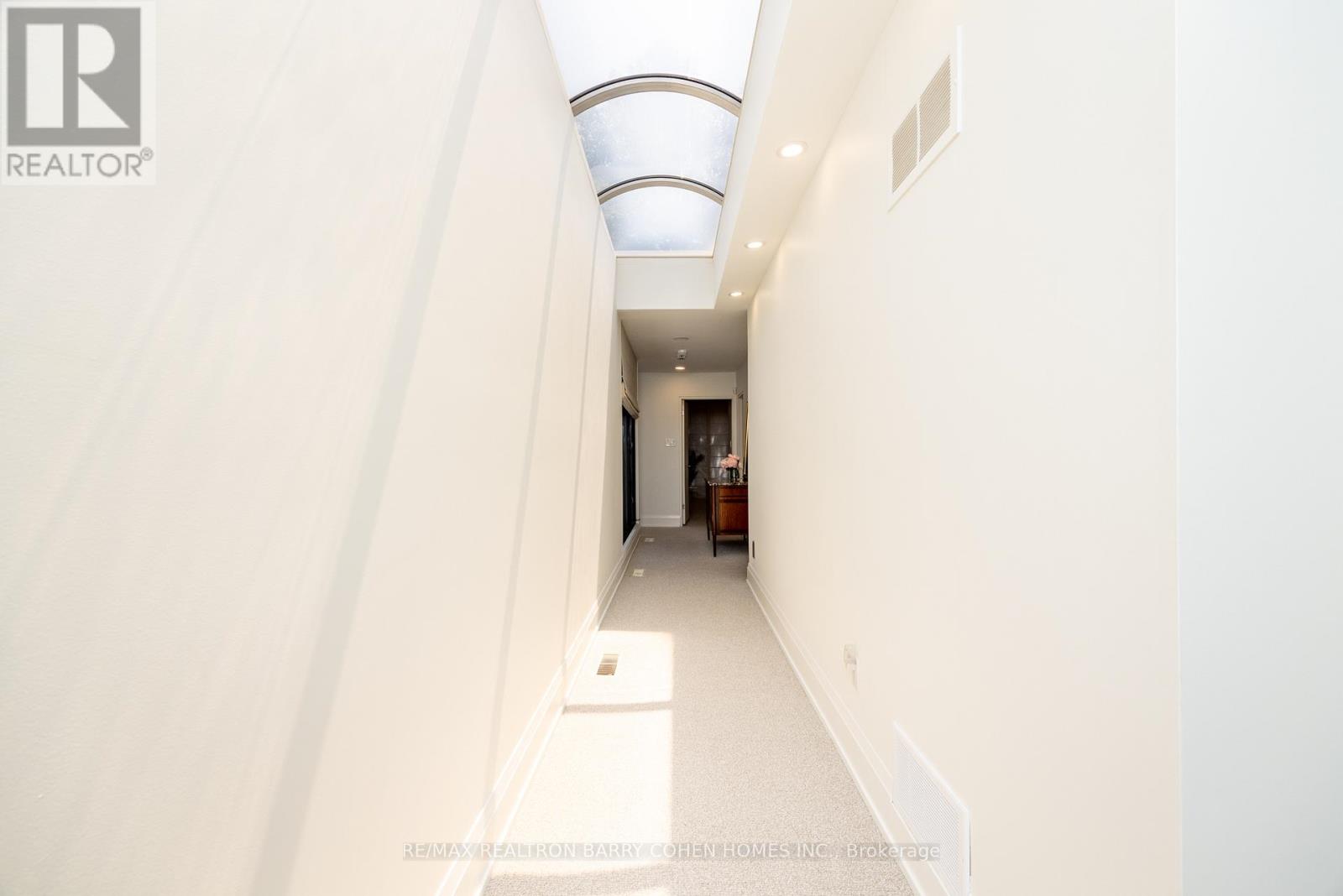 10 Penwood Crescent, Toronto, Ontario  M3B 2B9 - Photo 29 - C12476935
