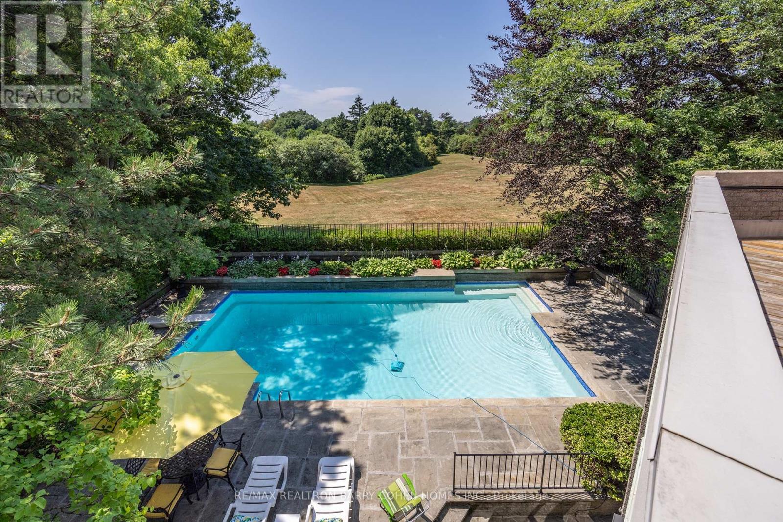 10 Penwood Crescent, Toronto, Ontario  M3B 2B9 - Photo 33 - C12476935