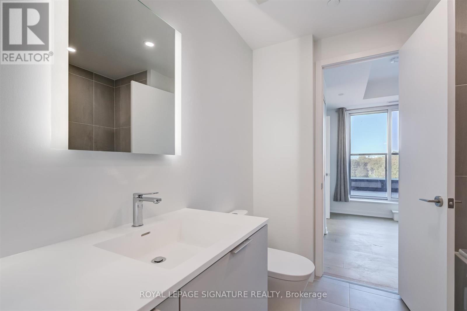 501 - 185 Alberta Avenue, Toronto, Ontario  M6C 0A5 - Photo 13 - C12476958