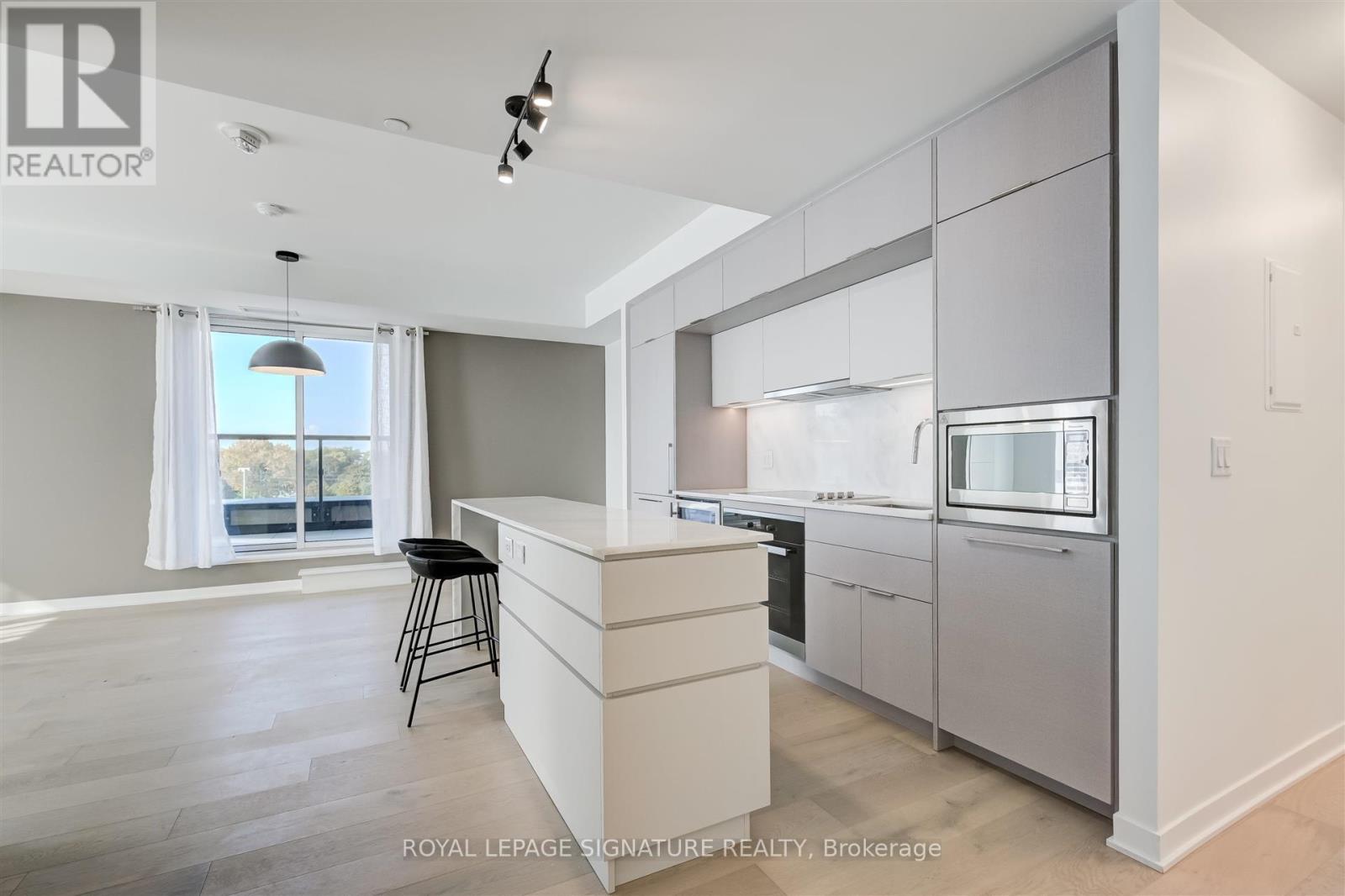 501 - 185 Alberta Avenue, Toronto, Ontario  M6C 0A5 - Photo 3 - C12476958