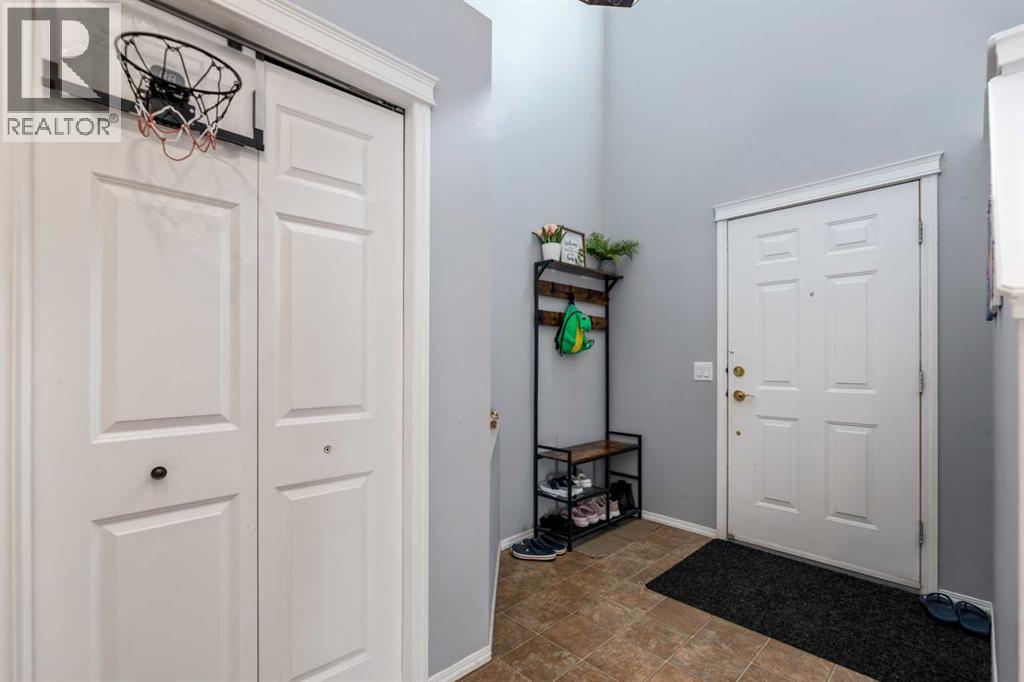 182 Tuscany Ravine Road Nw, Calgary, Alberta  T3L 2T1 - Photo 6 - A2260090