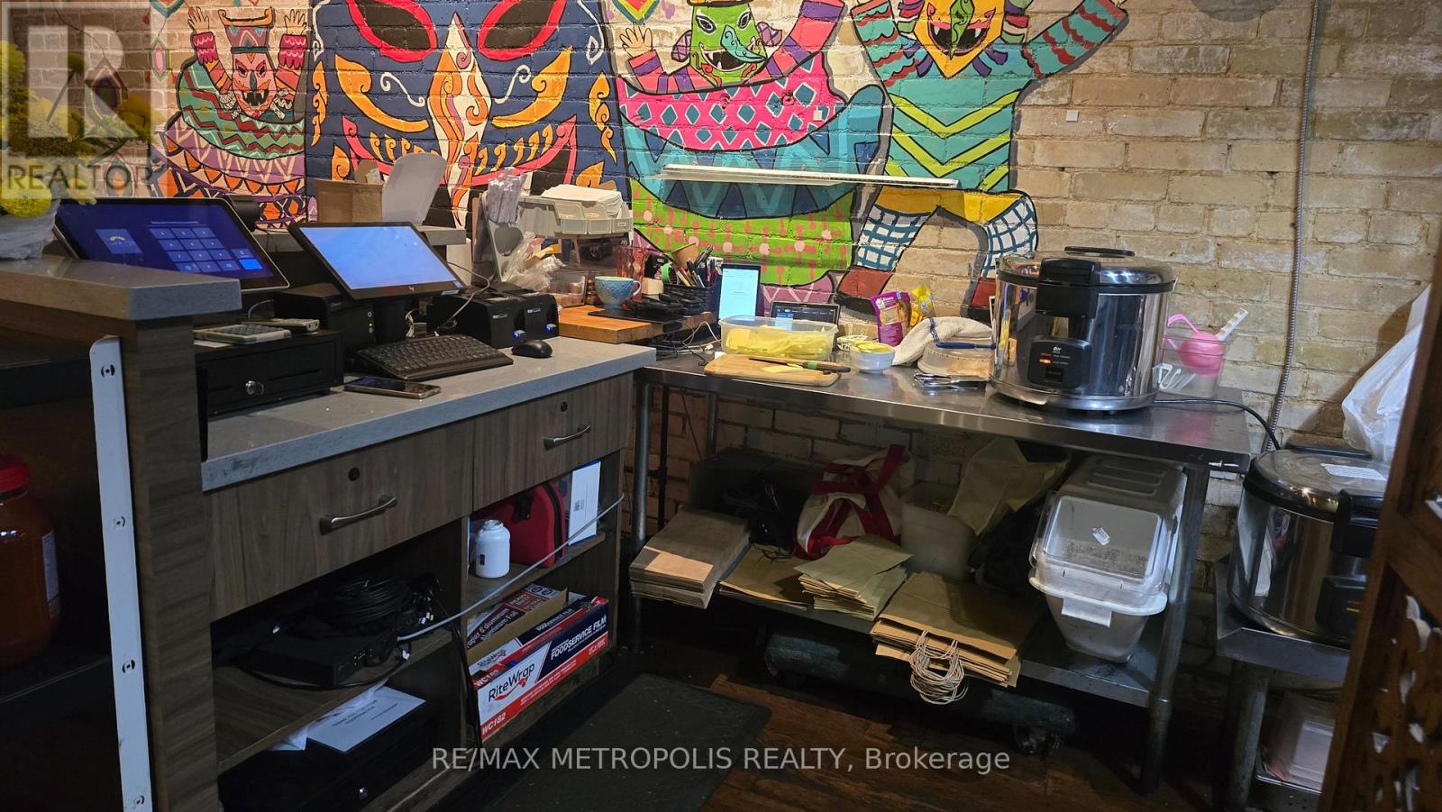 730 Queen Street E, Toronto, Ontario  M4M 1H2 - Photo 14 - E12476677