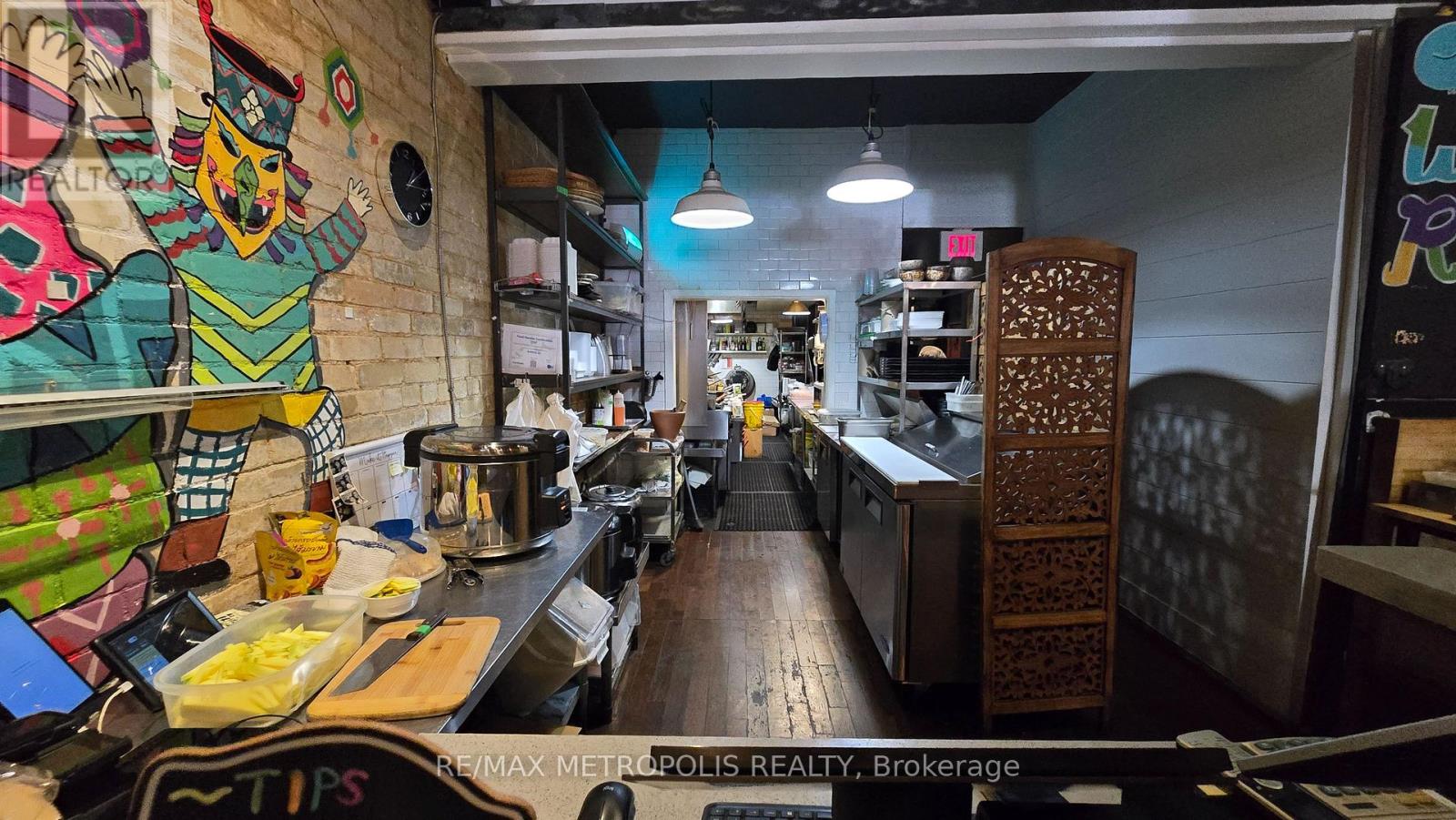 730 Queen Street E, Toronto, Ontario  M4M 1H2 - Photo 24 - E12476677