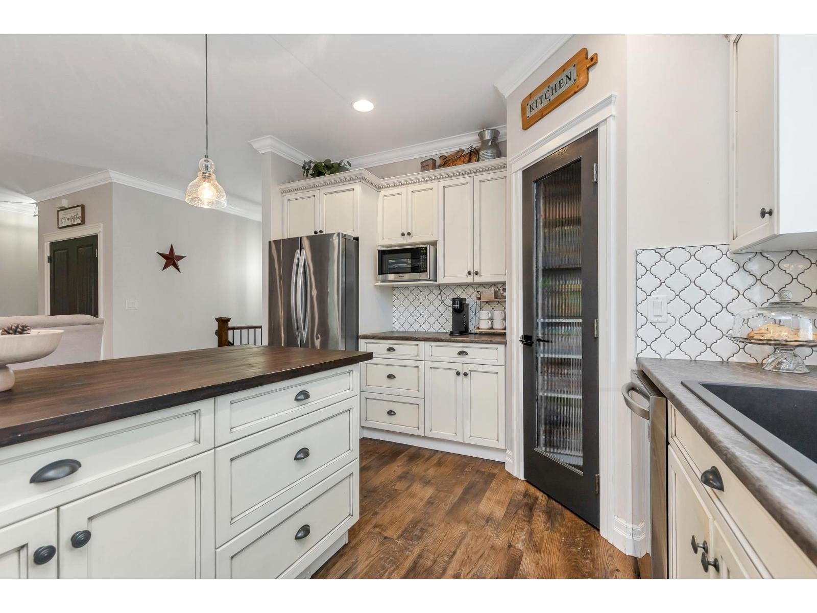 3795 Mckinley Drive, Abbotsford, British Columbia  V3G 0A3 - Photo 8 - R3060666