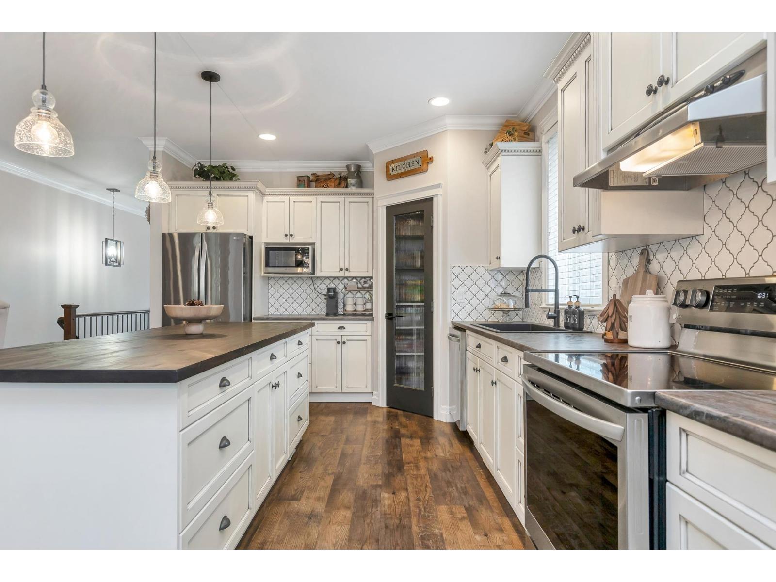 3795 Mckinley Drive, Abbotsford, British Columbia  V3G 0A3 - Photo 7 - R3060666