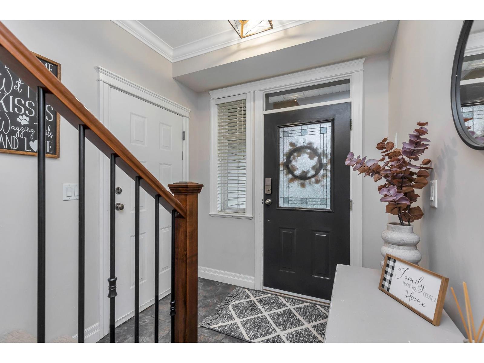 3795 Mckinley Drive, Abbotsford, British Columbia  V3G 0A3 - Photo 3 - R3060666