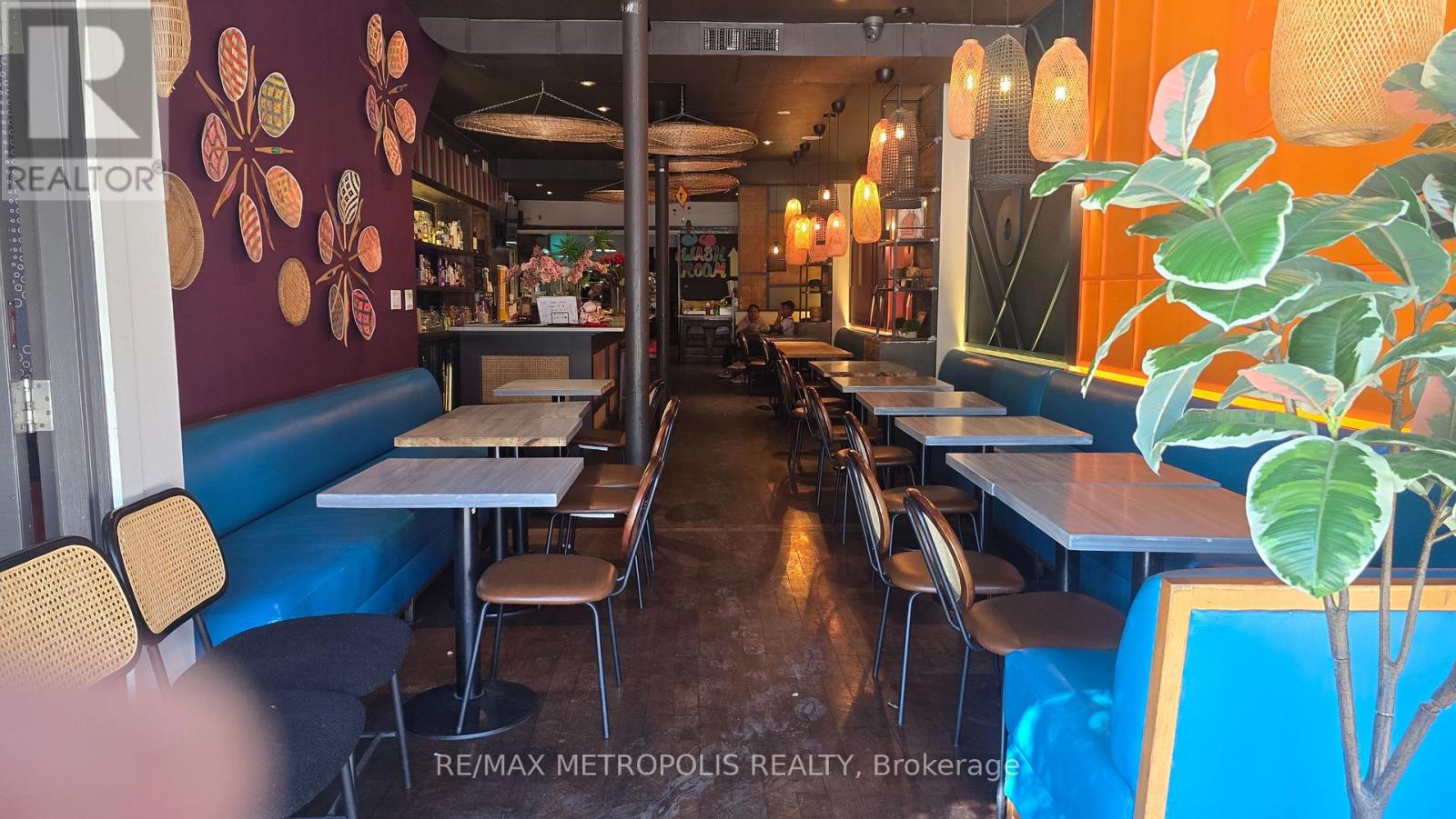 730 Queen Street E, Toronto, Ontario  M4M 1H2 - Photo 3 - E12476677