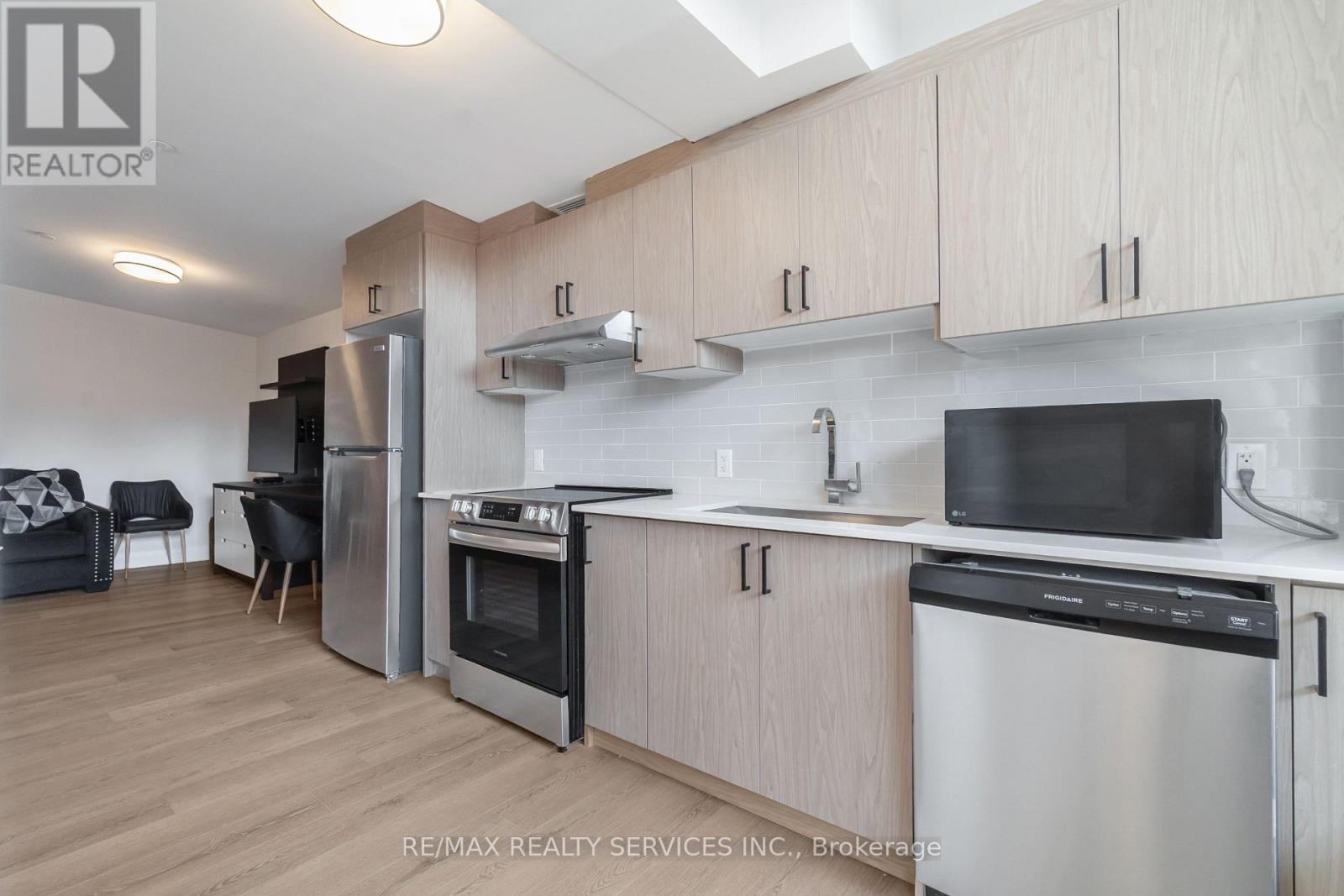 #3 - 30 Dean Park Road, Toronto, Ontario  M1B 3H1 - Photo 10 - E12476828