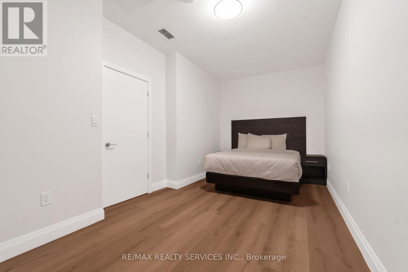#5 - 30 Dean Park Road, Toronto, Ontario  M1B 3H1 - Photo 8 - E12476879