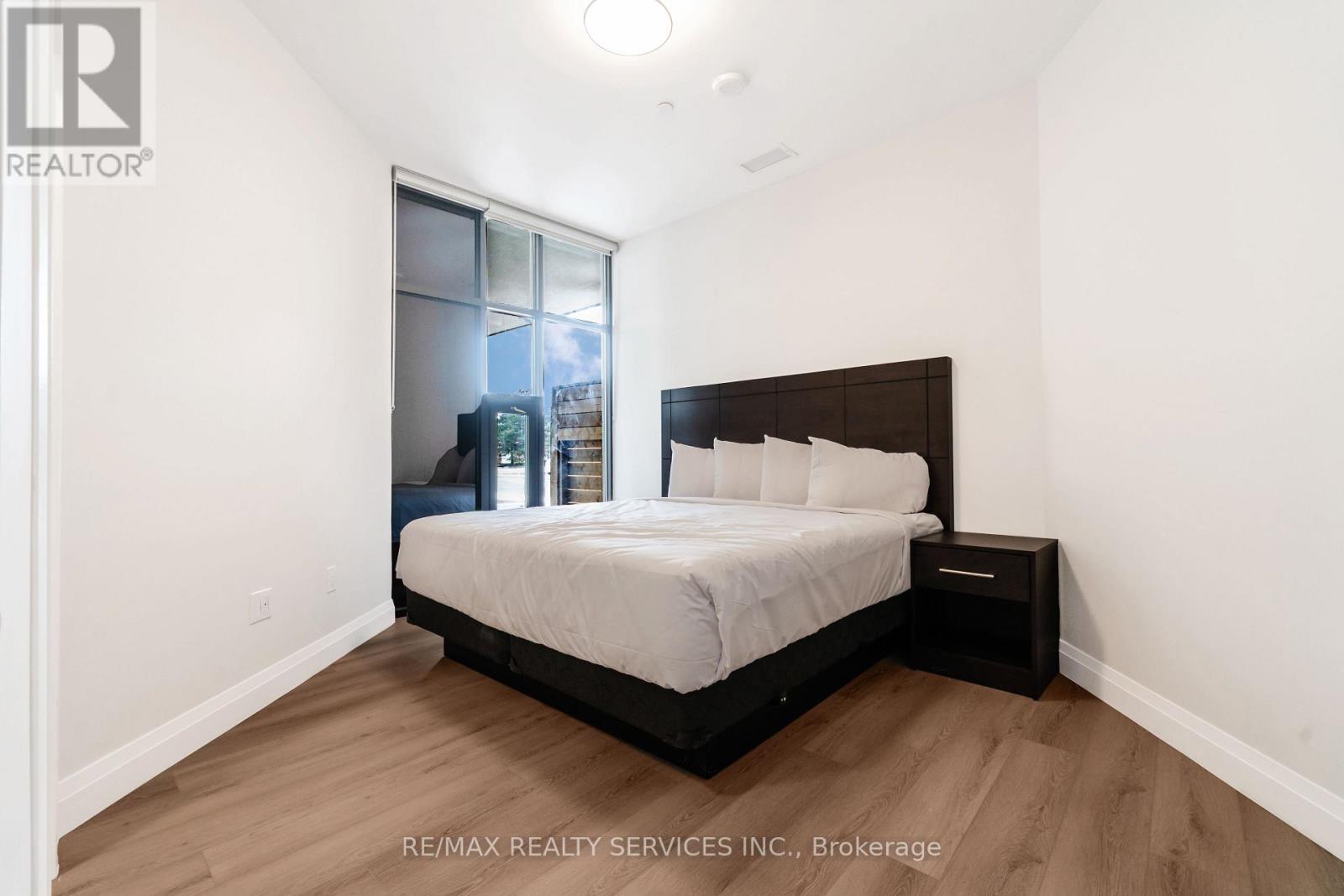 #9 - 30 Dean Park Road, Toronto (Rouge), Ontario  M1B 3H1 - Photo 5 - E12476903