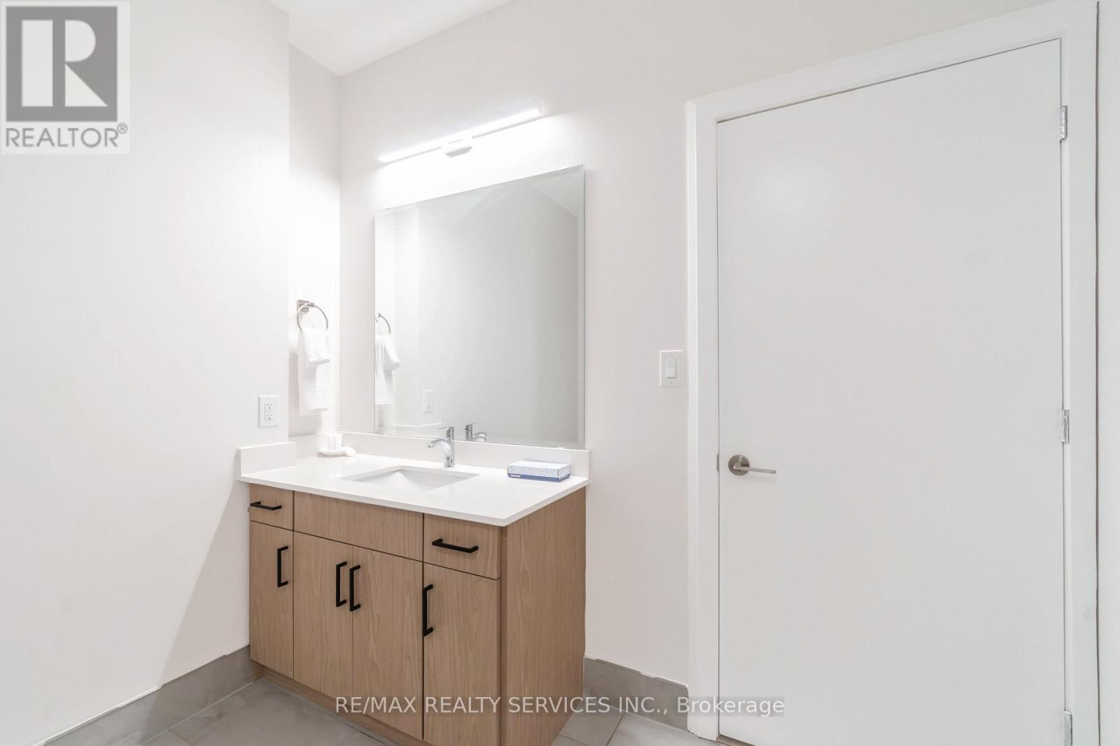 #9 - 30 Dean Park Road, Toronto (Rouge), Ontario  M1B 3H1 - Photo 9 - E12476903