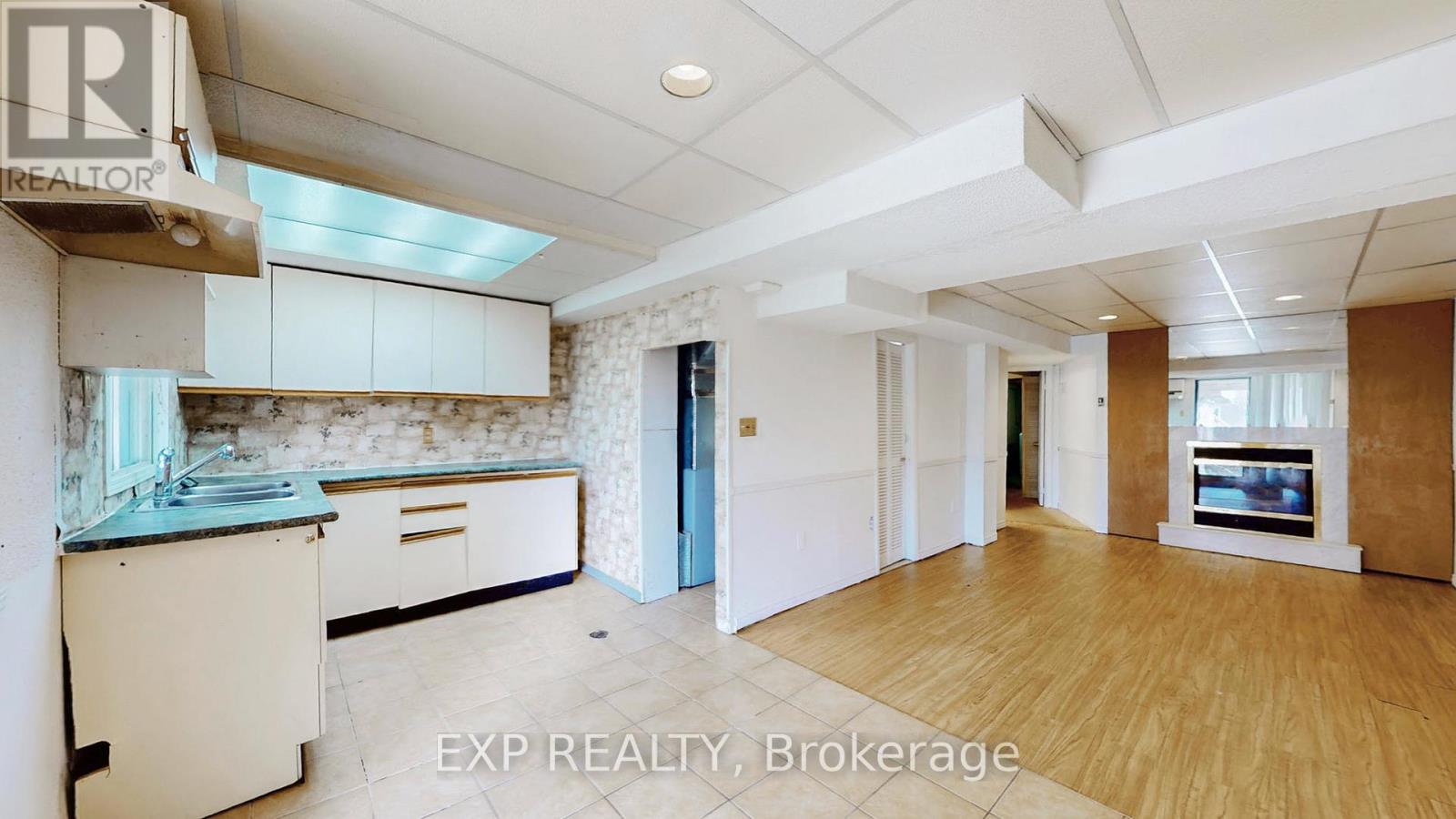 5023 Salishan Circle, Mississauga, Ontario  L5R 3E3 - Photo 38 - W12474491