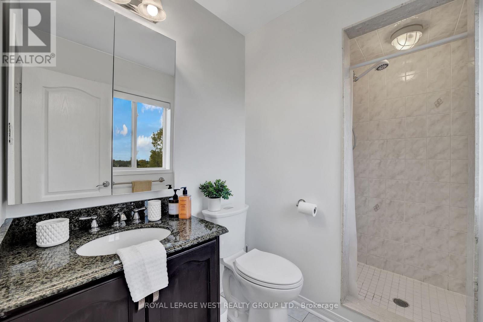 272 Wildberry Crescent, Vaughan, Ontario  L4H 2H7 - Photo 14 - N12476853
