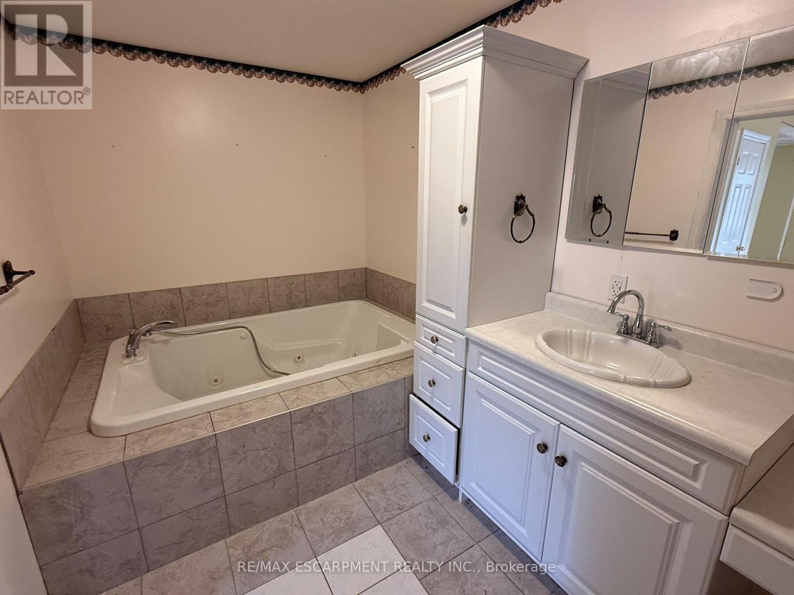 106 Aberdeen Avenue, Brantford, Ontario  N3S 1S3 - Photo 20 - X12474901