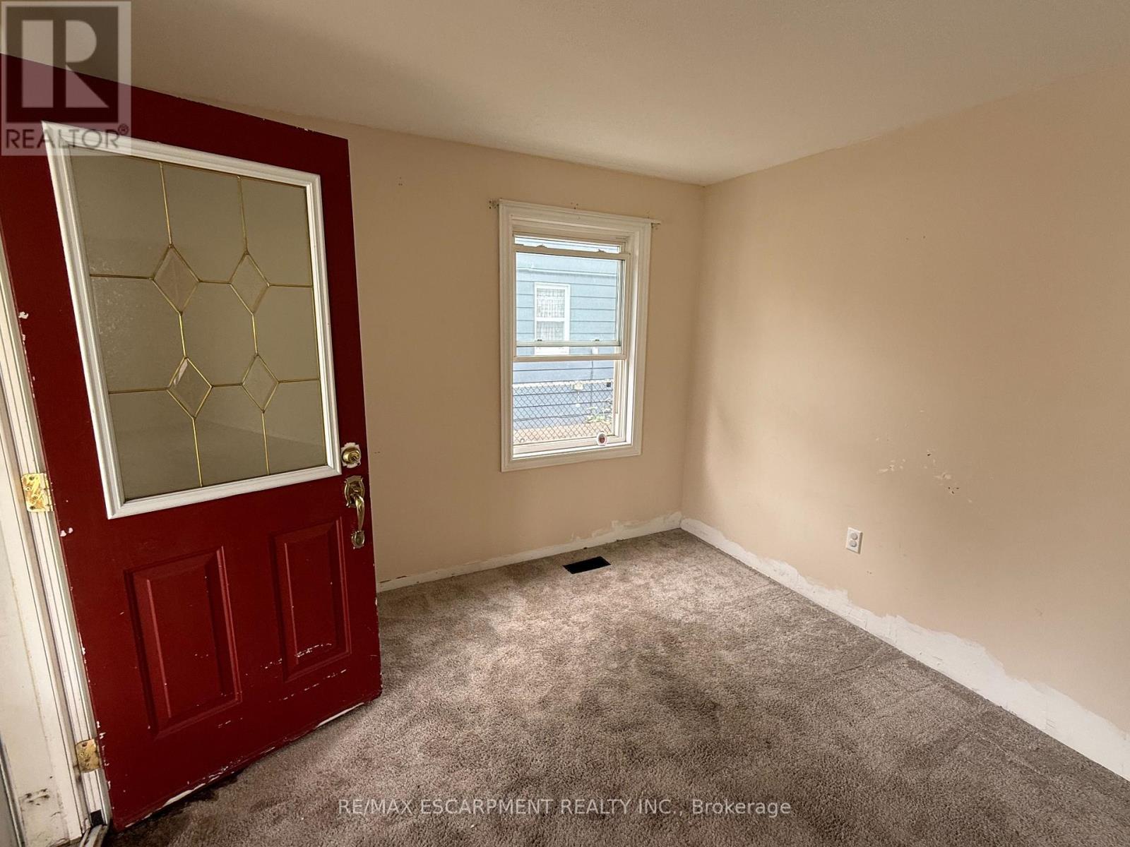 106 Aberdeen Avenue, Brantford, Ontario  N3S 1S3 - Photo 4 - X12474901
