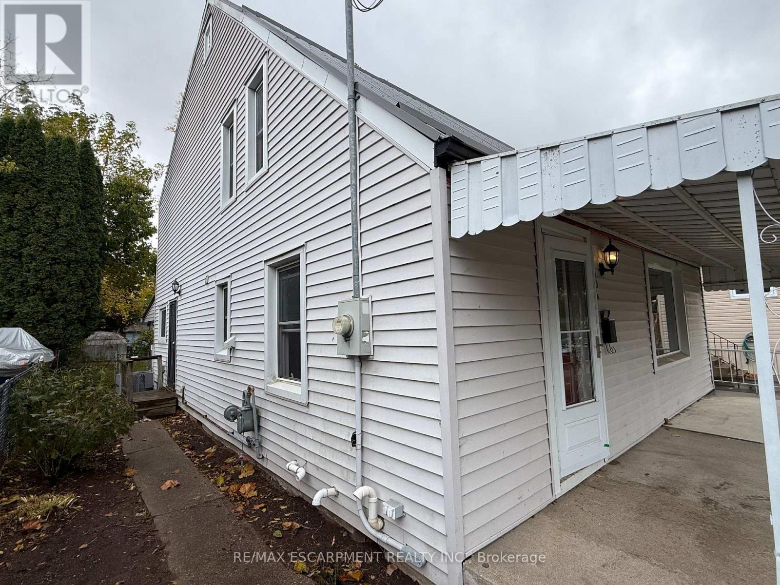 106 Aberdeen Avenue, Brantford, Ontario  N3S 1S3 - Photo 32 - X12474901