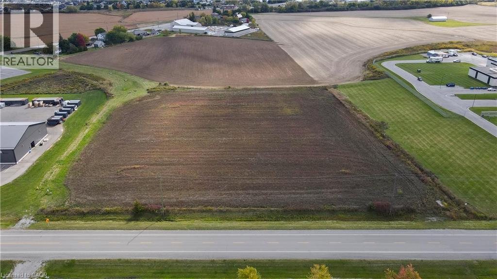 678 Nanticoke Creek Parkway, Haldimand County, Ontario  N0A 1J0 - Photo 3 - 40781503