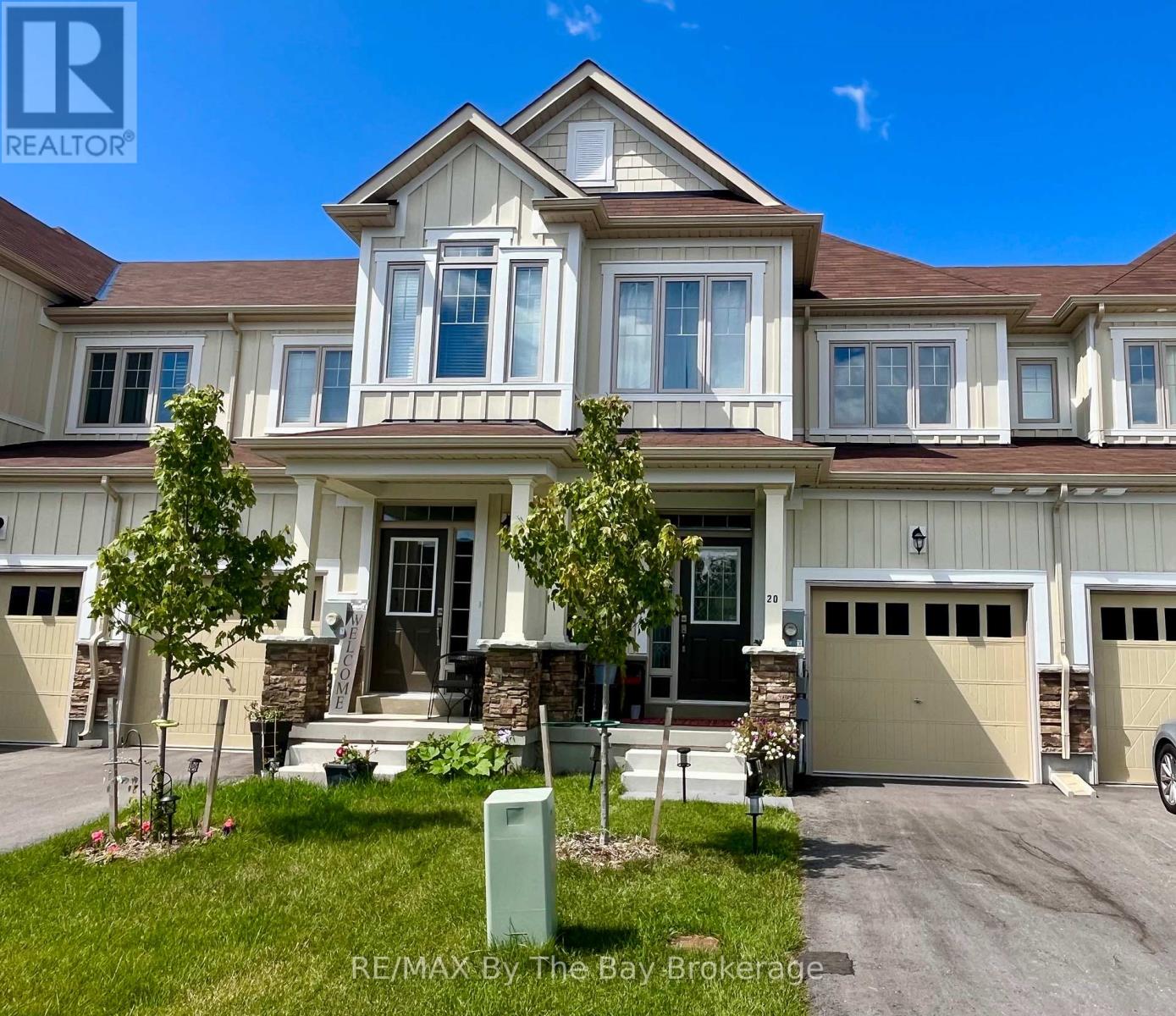 20 Little River Crossing, Wasaga Beach, Ontario  L9Z 0J8 - Photo 1 - S12476962