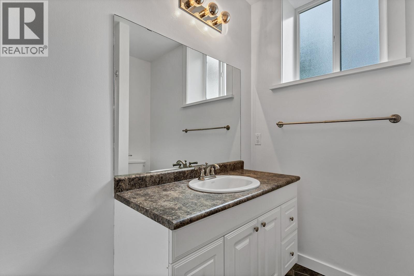 202 Pearson Road, Kelowna, British Columbia  V1X 7T6 - Photo 31 - 10365135