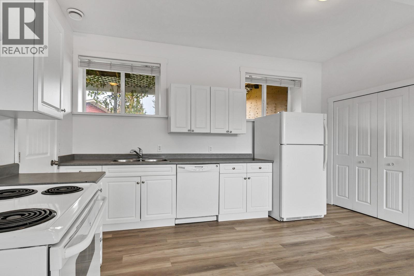 202 Pearson Road, Kelowna, British Columbia  V1X 7T6 - Photo 38 - 10365135