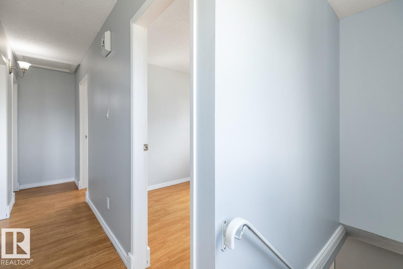 51 Mcleod Pl Nw, Edmonton, Alberta  T5A 3A8 - Photo 7 - E4446338
