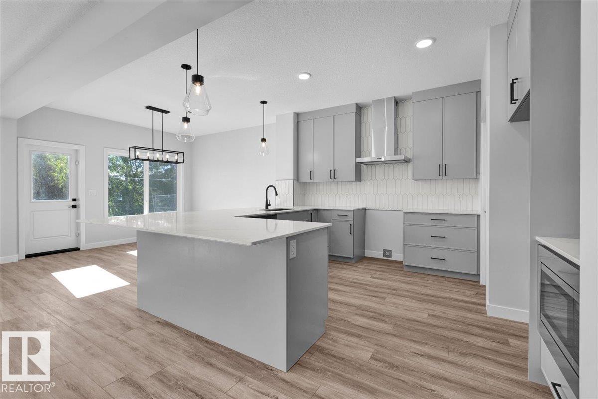 215 RAVINE DR, Devon, Alberta