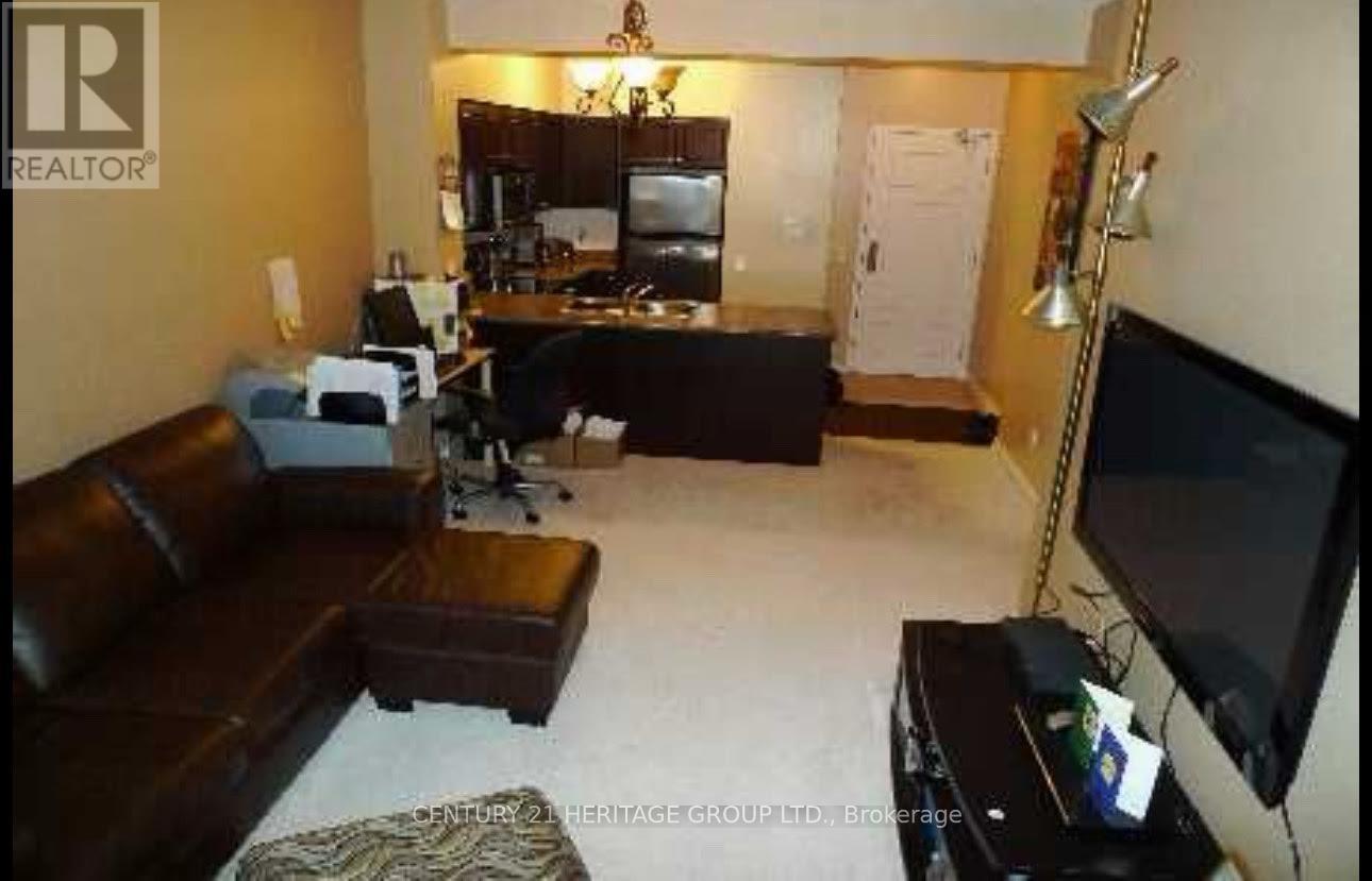 809 - 310 Red Maple Road, Richmond Hill, Ontario  L4C 0T7 - Photo 6 - N12466636