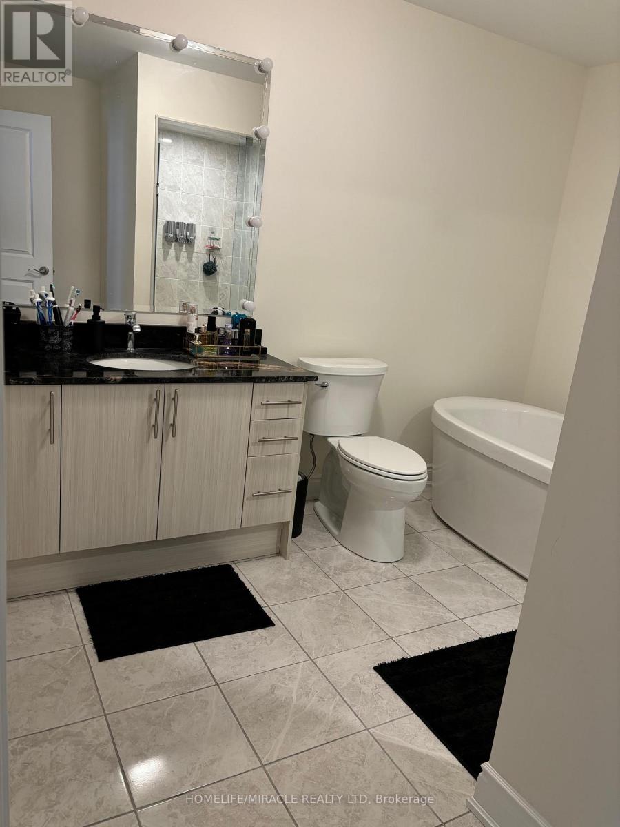 8 Bennington Road, Newmarket, Ontario  L3X 0M8 - Photo 31 - N12475436