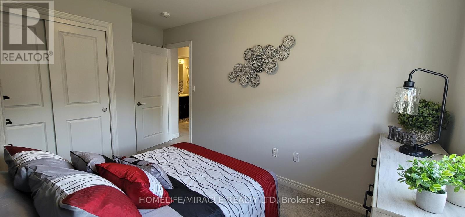 50 Lymburner Street, Pelham, Ontario  L0S 1E6 - Photo 24 - X12476535