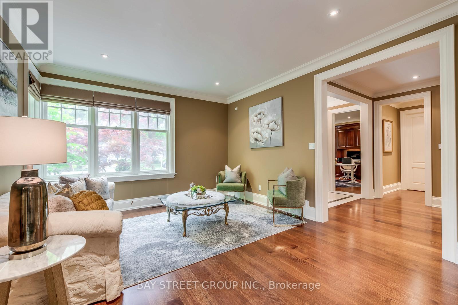 1049 Cedar Grove Boulevard, Oakville, Ontario  L6J 2C2 - Photo 10 - W12476833