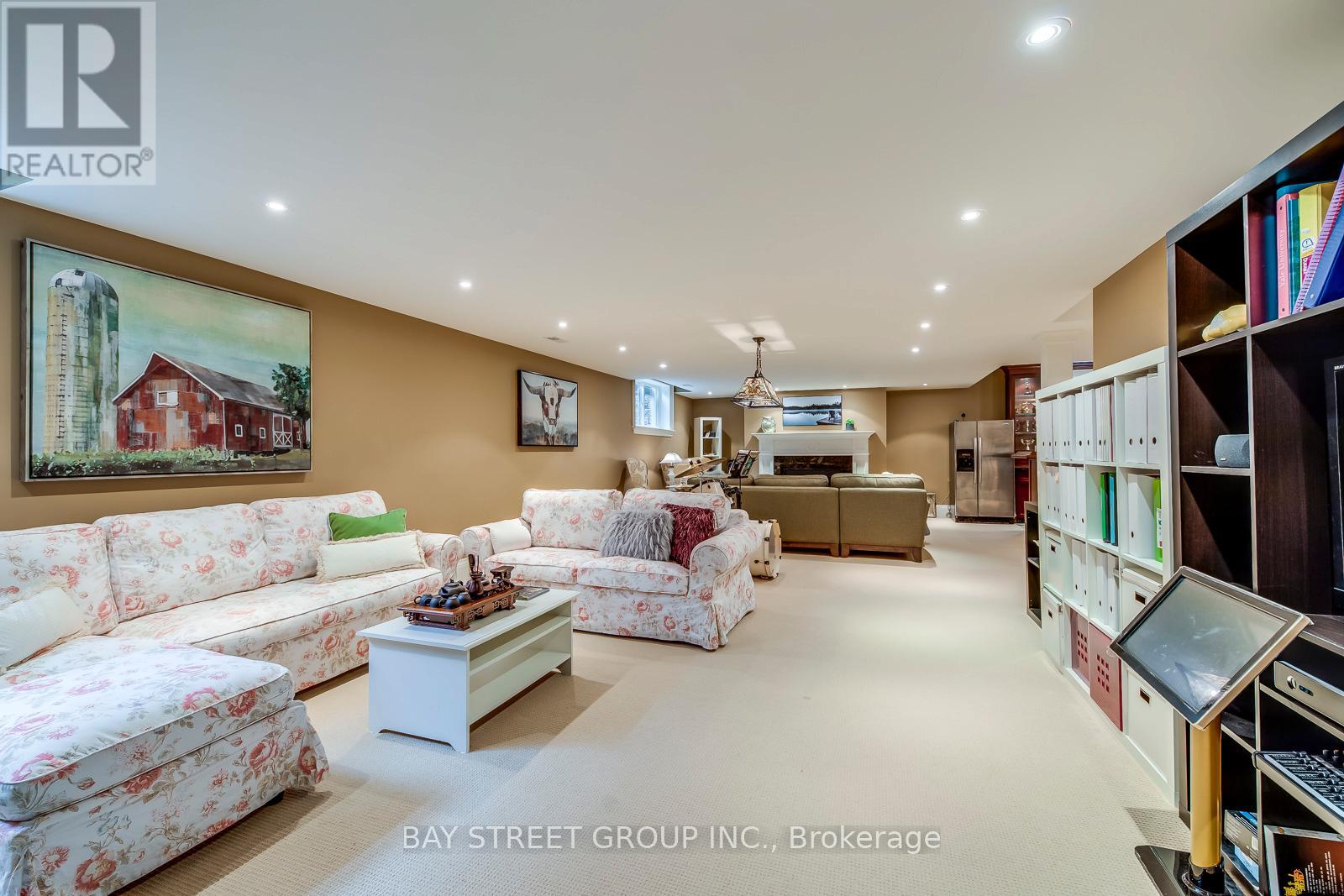 1049 Cedar Grove Boulevard, Oakville, Ontario  L6J 2C2 - Photo 44 - W12476833