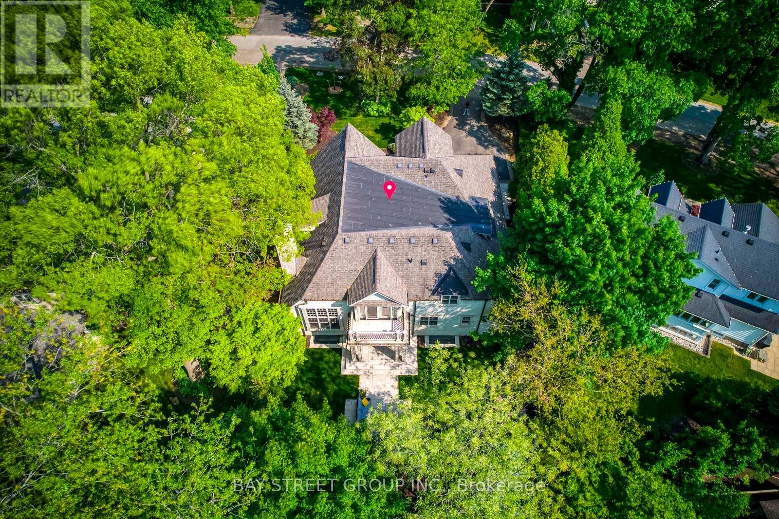 1049 Cedar Grove Boulevard, Oakville, Ontario  L6J 2C2 - Photo 5 - W12476833