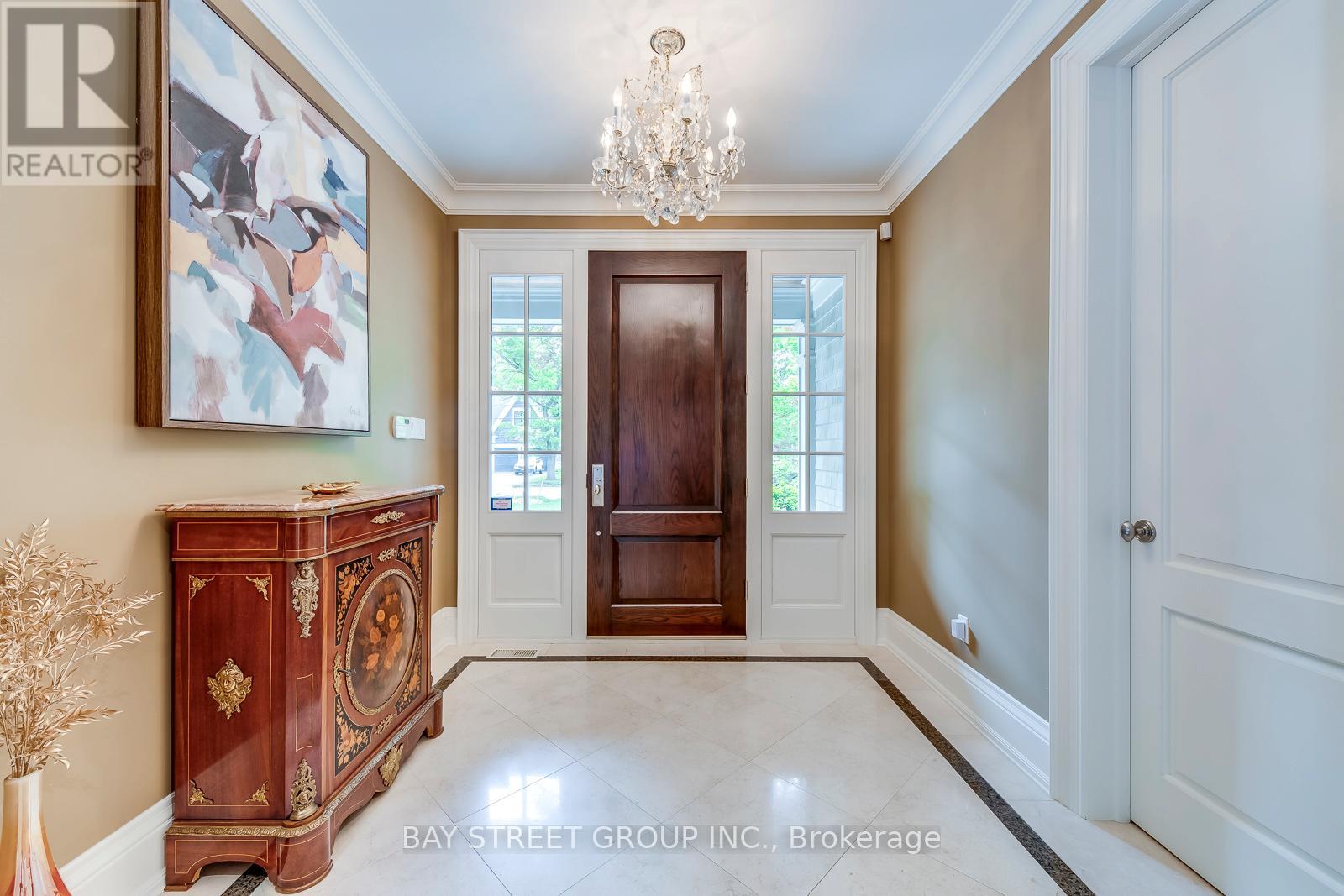 1049 Cedar Grove Boulevard, Oakville, Ontario  L6J 2C2 - Photo 7 - W12476833