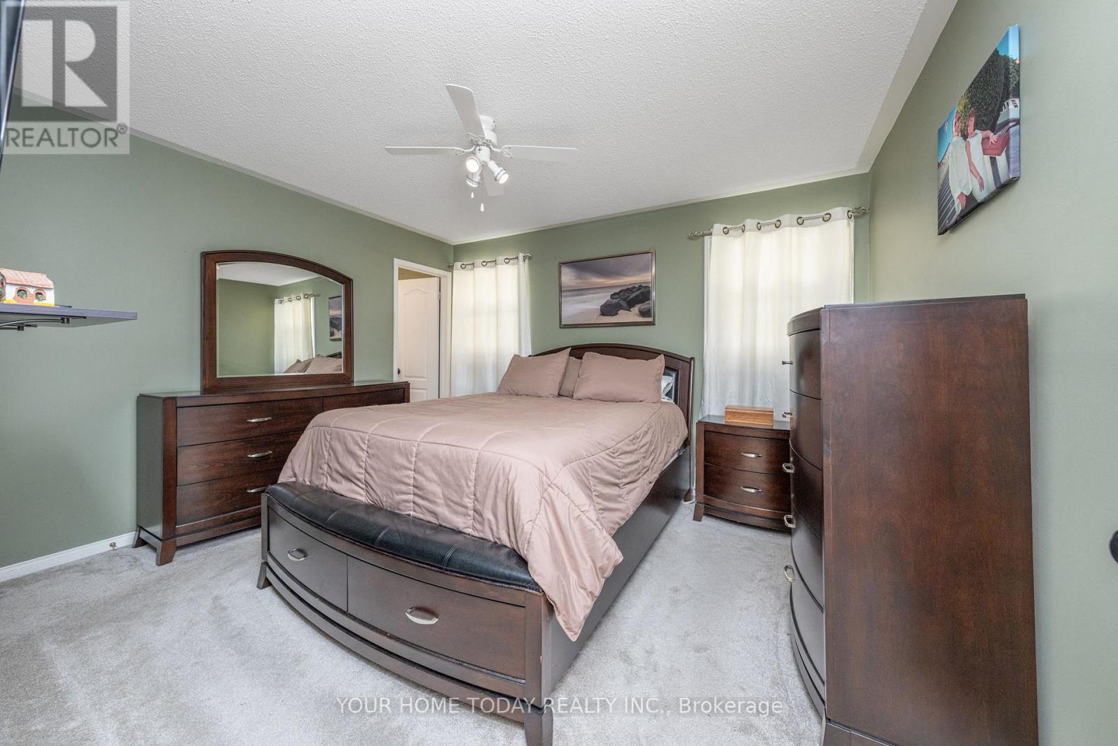 208 Van Scott Drive, Brampton, Ontario  L7A 1V9 - Photo 19 - W12476834