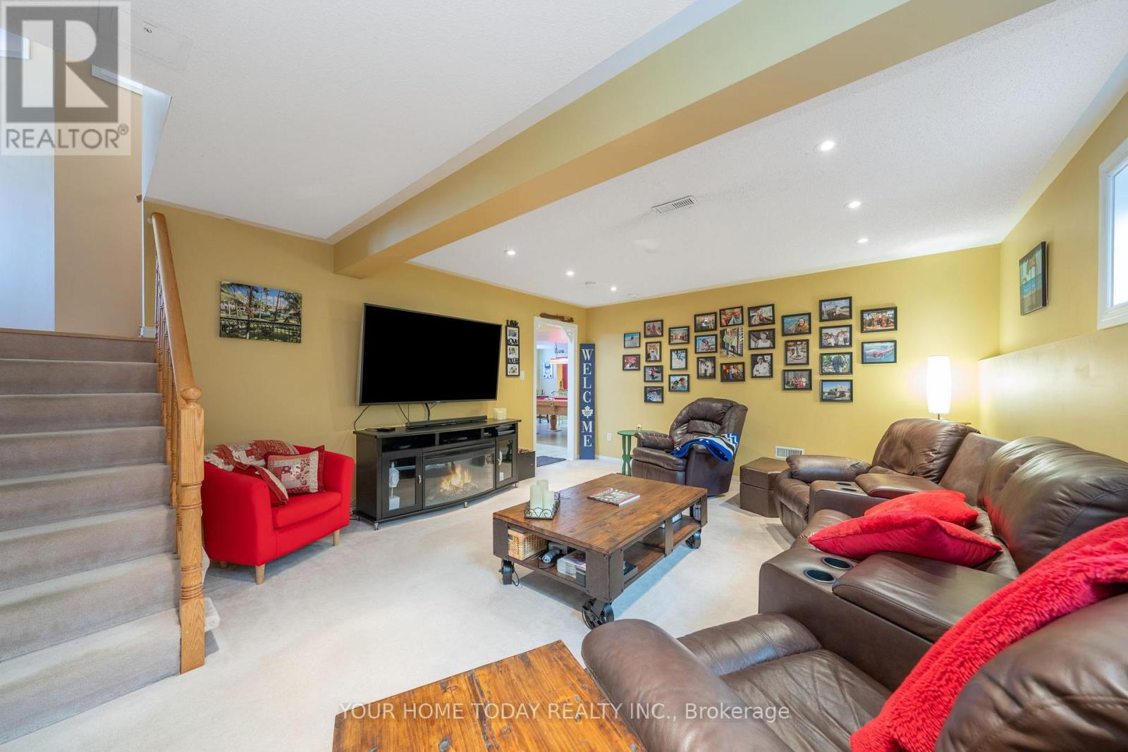 208 Van Scott Drive, Brampton, Ontario  L7A 1V9 - Photo 26 - W12476834