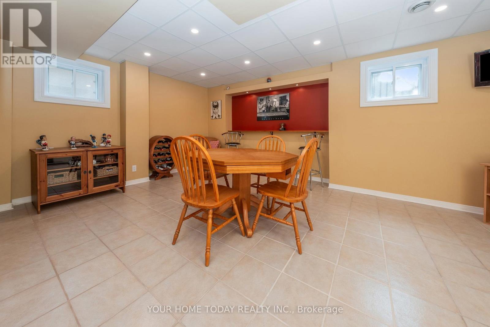 208 Van Scott Drive, Brampton, Ontario  L7A 1V9 - Photo 30 - W12476834