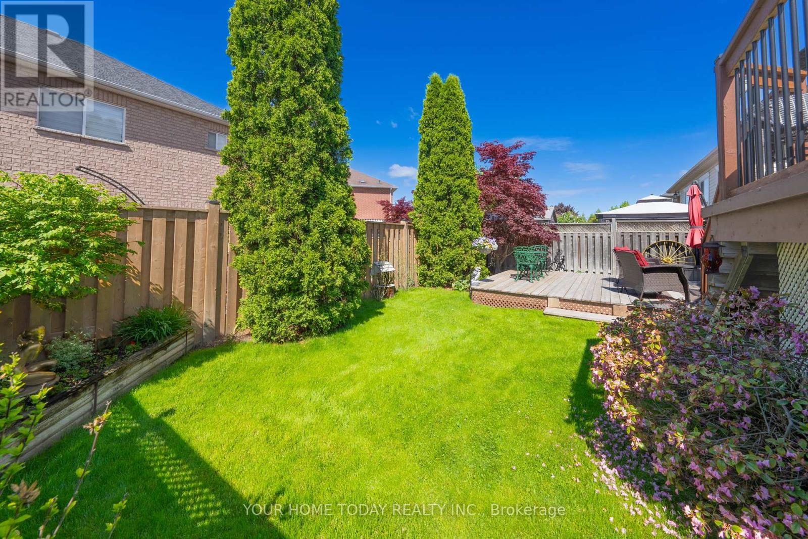 208 Van Scott Drive, Brampton, Ontario  L7A 1V9 - Photo 38 - W12476834