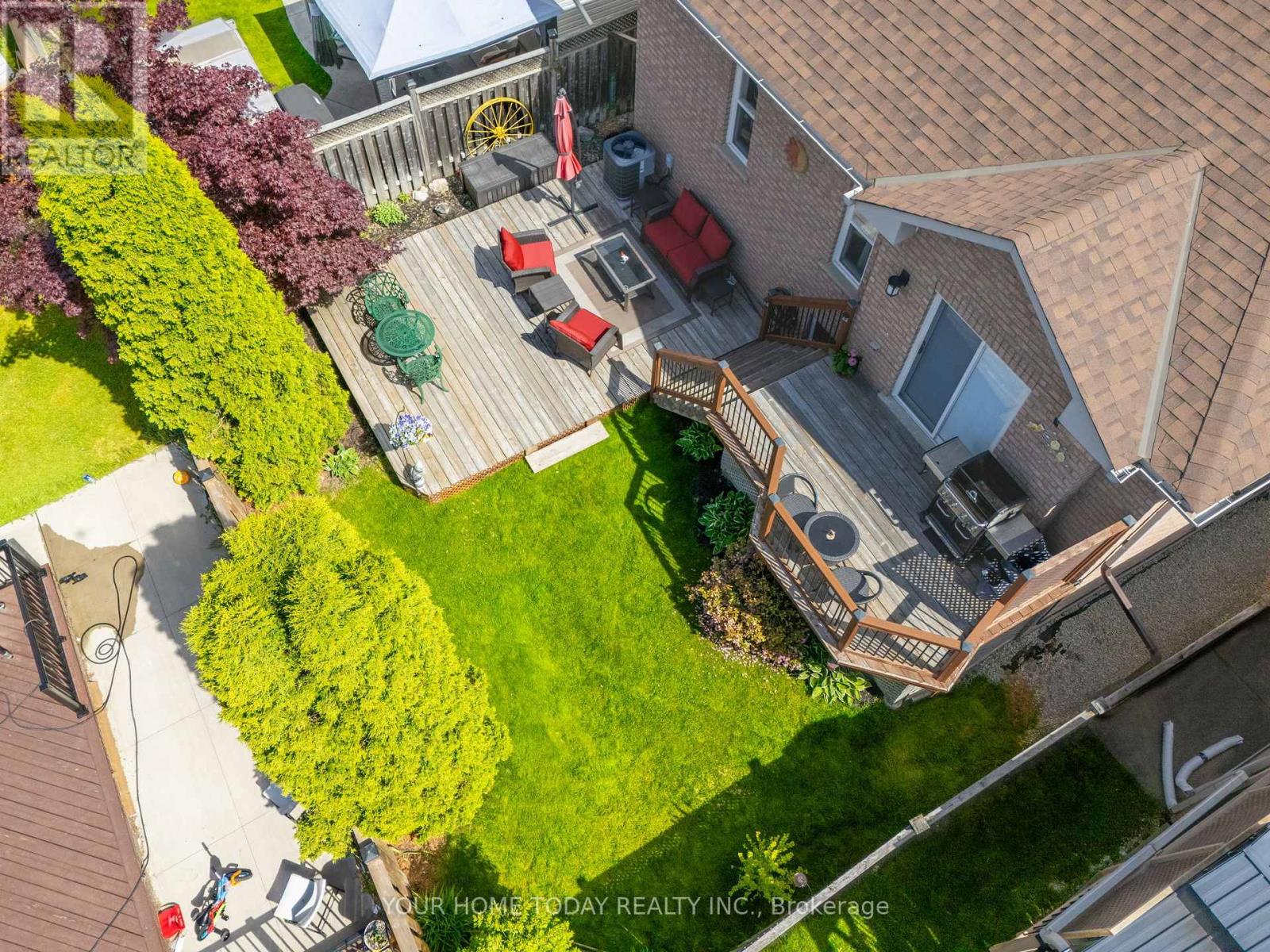 208 Van Scott Drive, Brampton, Ontario  L7A 1V9 - Photo 44 - W12476834