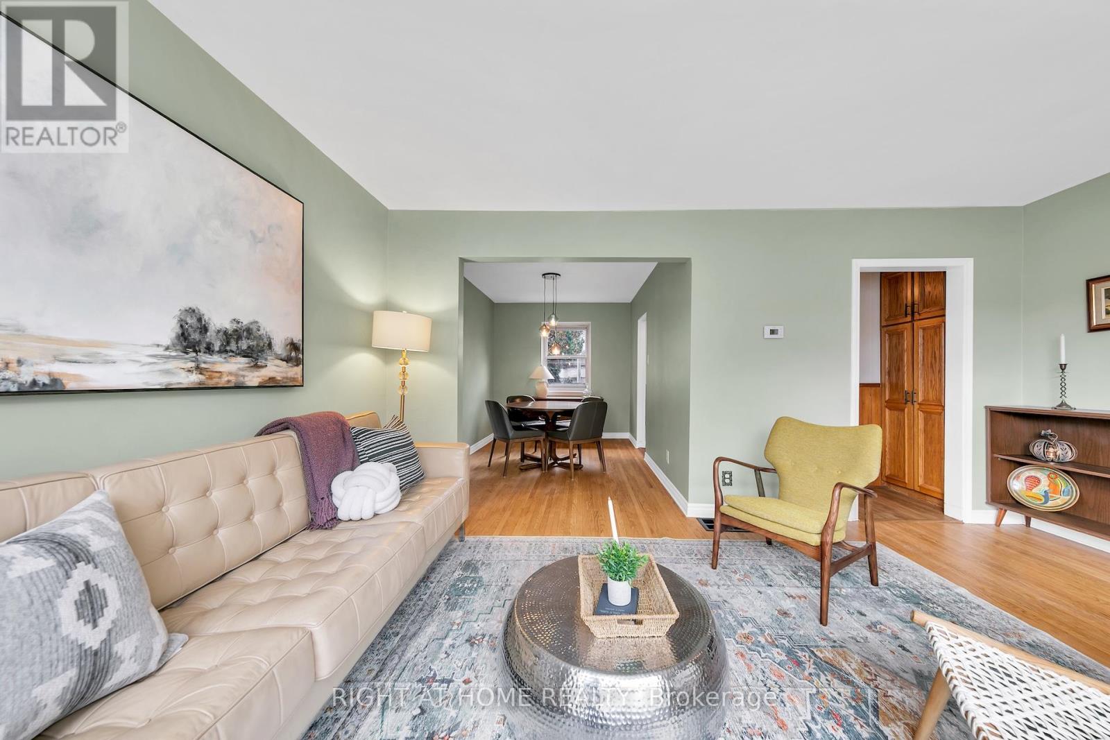34 Althea Road, Toronto, Ontario  M6S 2P2 - Photo 14 - W12476846