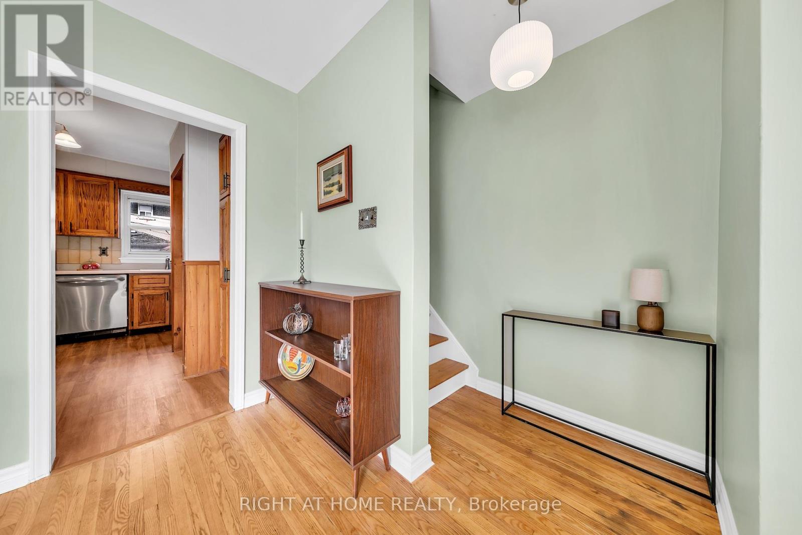 34 Althea Road, Toronto, Ontario  M6S 2P2 - Photo 23 - W12476846