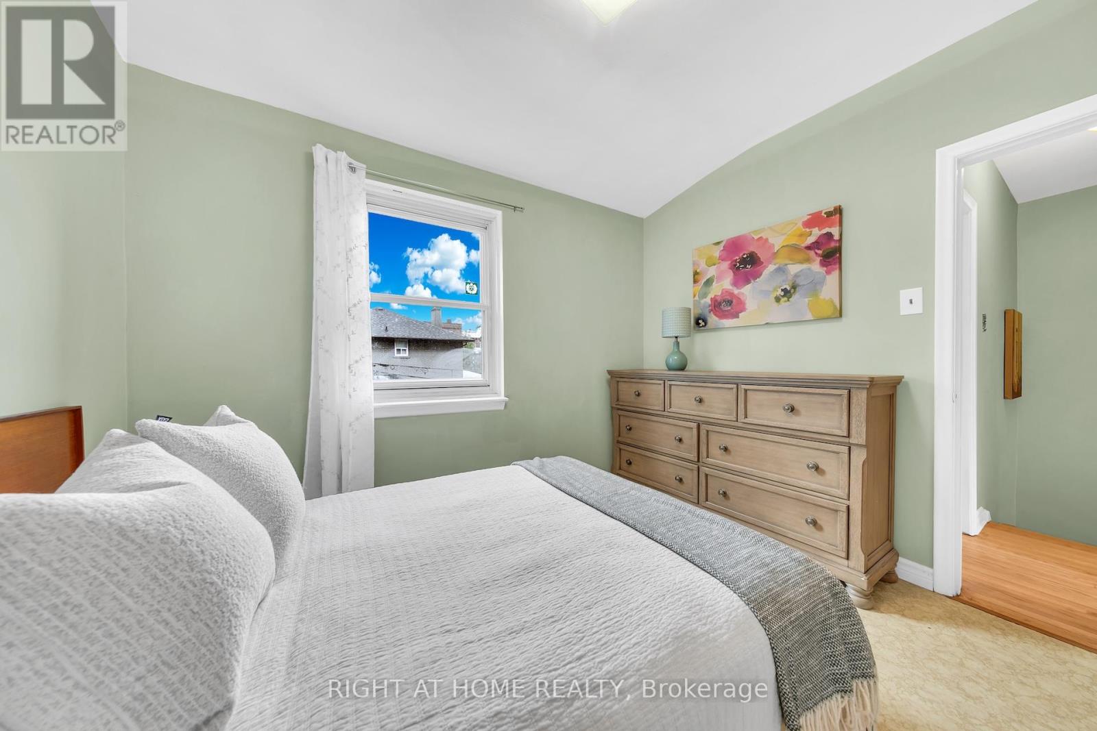 34 Althea Road, Toronto, Ontario  M6S 2P2 - Photo 26 - W12476846