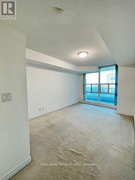 1104 - 1 Elm Drive W, Mississauga, Ontario  L5B 4M1 - Photo 15 - W12476847