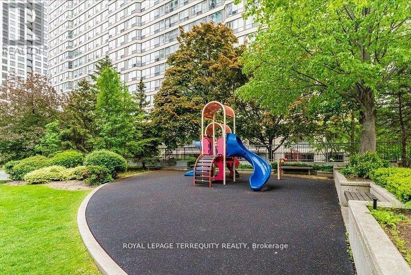 1104 - 1 Elm Drive W, Mississauga, Ontario  L5B 4M1 - Photo 42 - W12476847