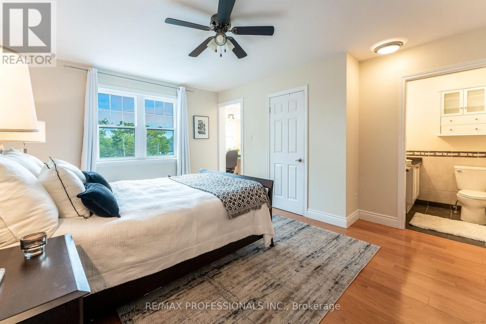 37 Lavinia Avenue, Toronto, Ontario  M6S 3H9 - Photo 28 - W12476858