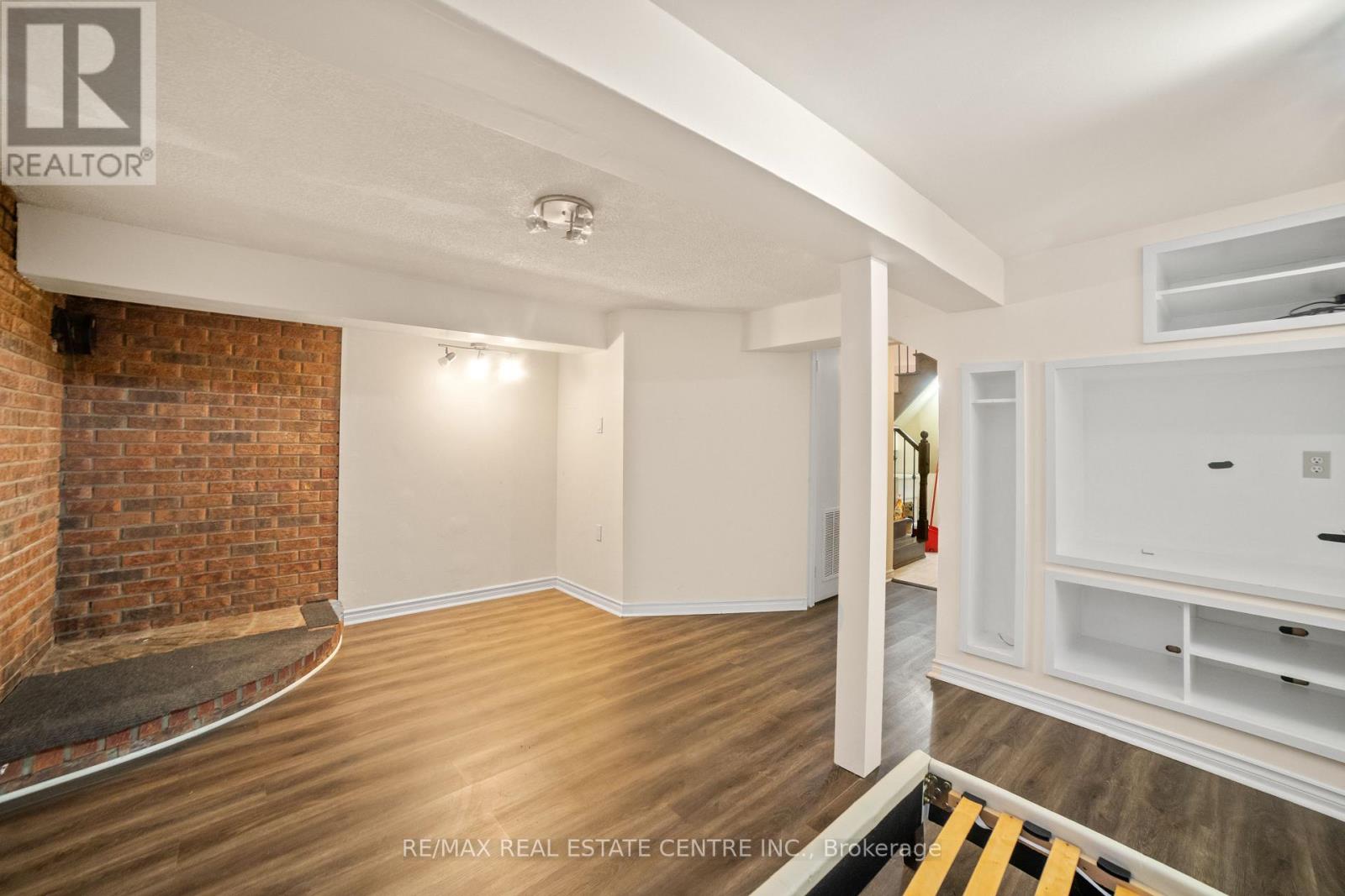 4263 Sugarbush Road, Mississauga, Ontario  L5B 2X6 - Photo 13 - W12476877