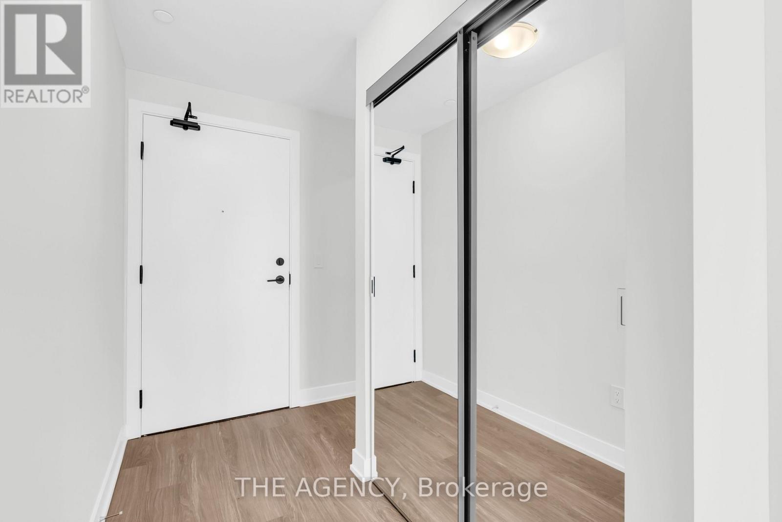 1207 - 4130 Parkside Village Drive, Mississauga, Ontario  L5B 0L7 - Photo 13 - W12476914