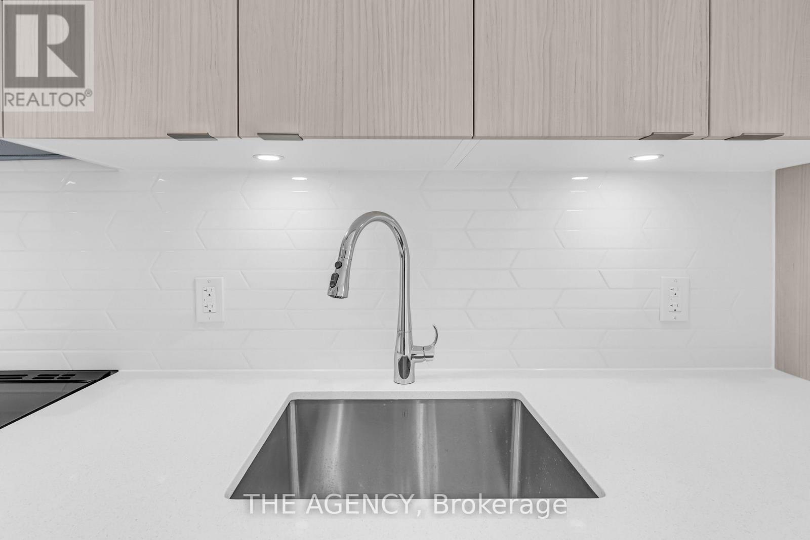 1207 - 4130 Parkside Village Drive, Mississauga, Ontario  L5B 0L7 - Photo 17 - W12476914