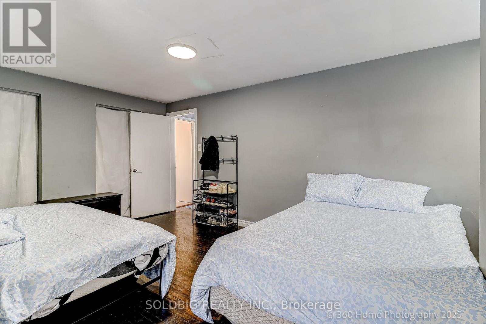 8 Haslemere Avenue, Brampton, Ontario  L6W 2X4 - Photo 27 - W12476928