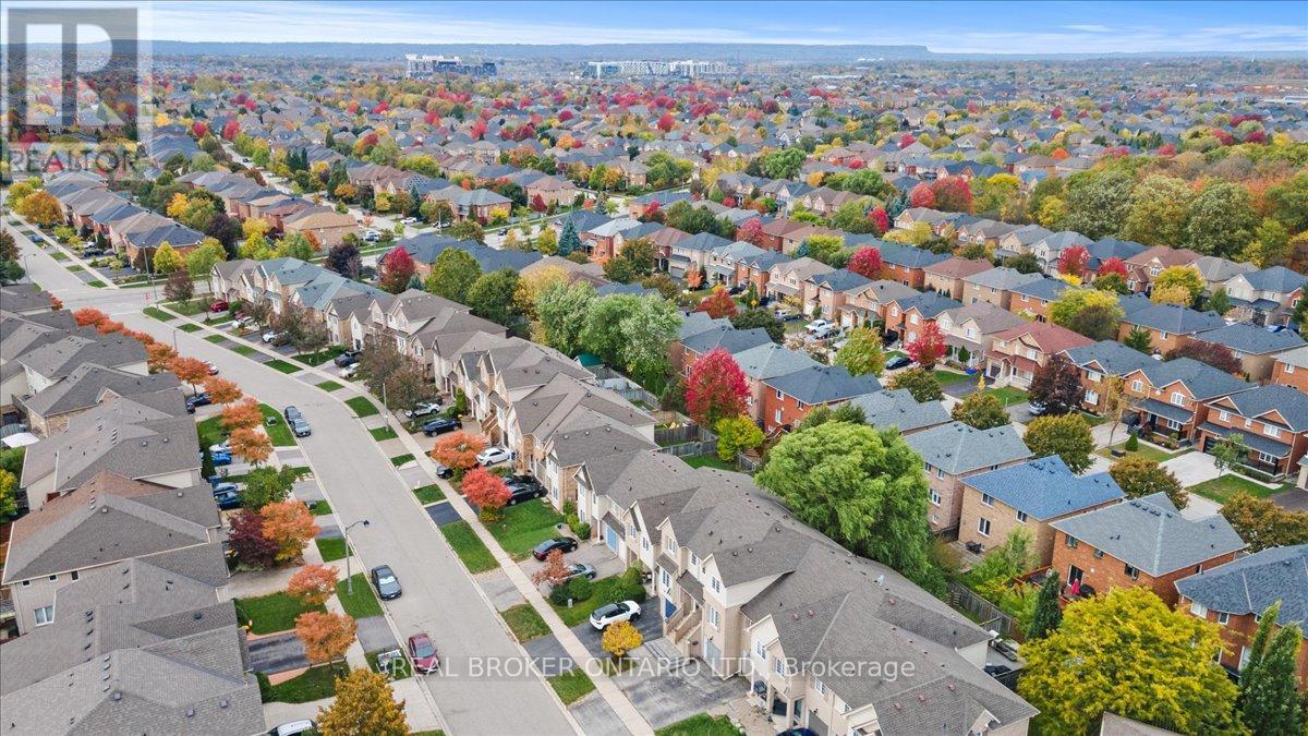 2069 Glenhampton Road, Oakville, Ontario  L6M 3W9 - Photo 28 - W12476934